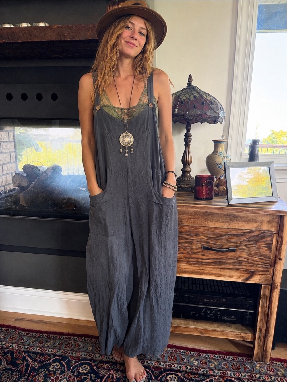 Relaxed Wide-Leg Women's Jumpsuit - Charcoal Gray
